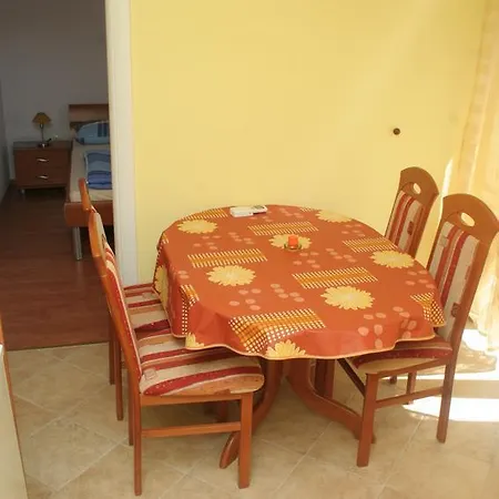 4210d Apartamento *