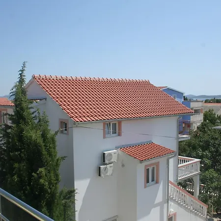 4210d Apartamento *