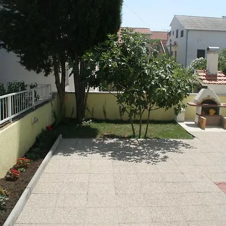 4210d Apartamento *