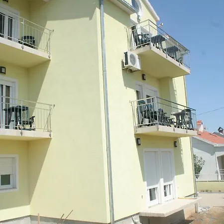 4210d Apartamento